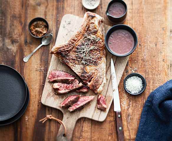 Côte de bœuf et sauce marchand de vin Côte de bœuf et sauce marchand de vin