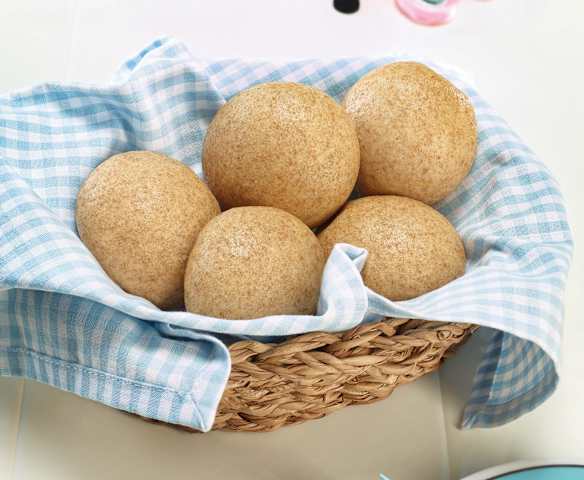 Tam Buğdaylı ve Bademli Buharda Ekmek