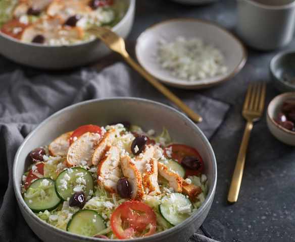 Græsk salat med kylling og feta (1800 kcal)