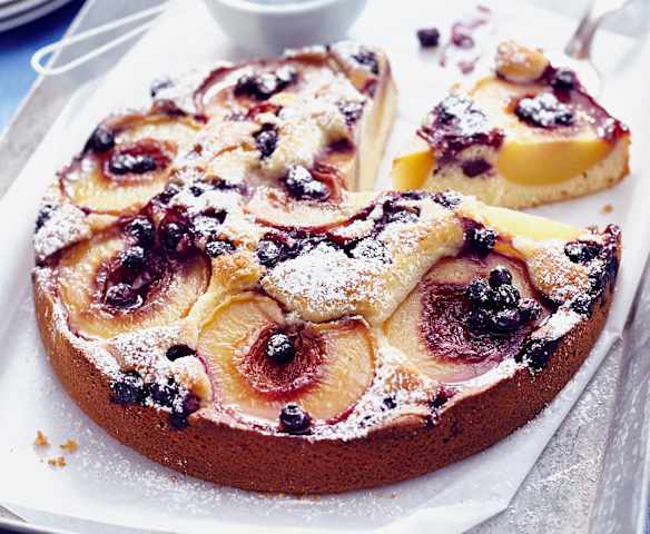Pfirsich-Johannisbeer-Kuchen