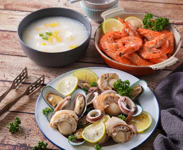 檸檬義式鍋-淡菜扇貝佐檸檬奶油+黑胡椒檸檬鮮蝦+瑤柱玉米蛋白粥