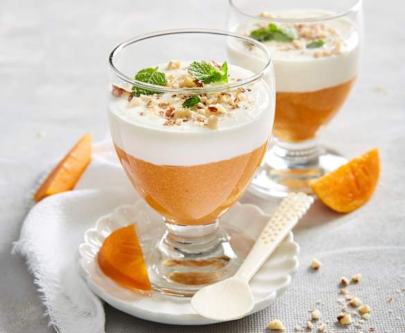 Crema allo yogurt e gelatina ai cachi