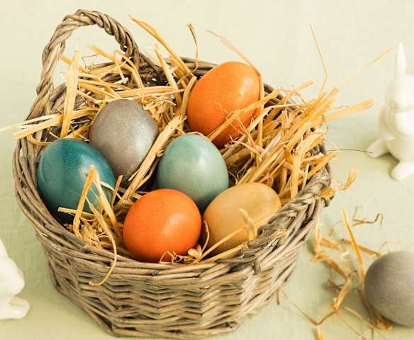 Bunte Ostereier - gelb, blau