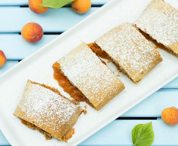 Marillenstrudel