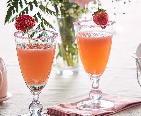 Aperitivo alla fragola Aperitivo alla fragola