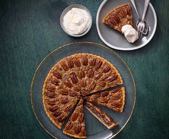 Chocolate pecan pie