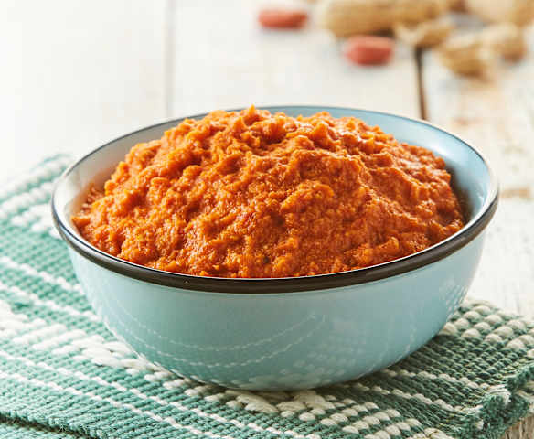 Salsa de chipotle y cacahuate Salsa de chipotle y cacahuate