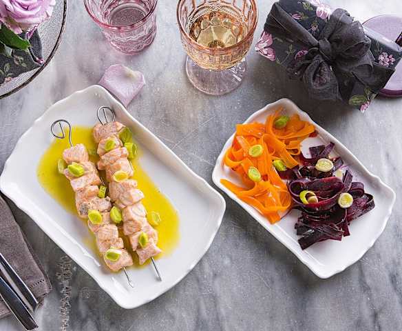 Spiedini di salmone con salsa miele e zenzero (per 2 persone) (senza glutine)