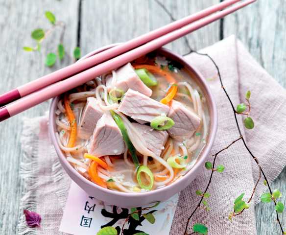 Thon mariné aux nouilles chinoises