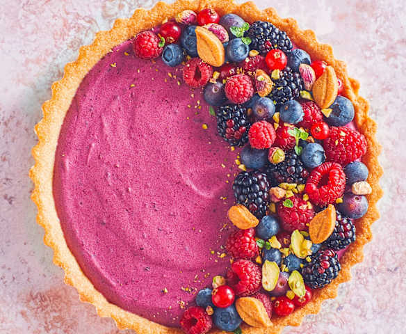Crostata con crema ai frutti di bosco Crostata con crema ai frutti di bosco
