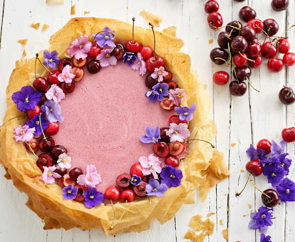 Tarte de verão com mousse de cereja