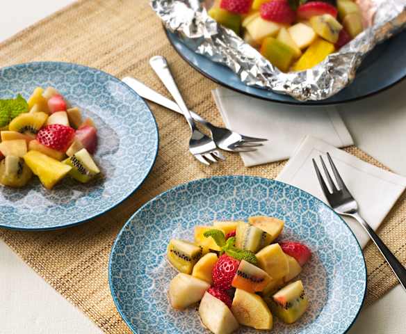 Macedonia de frutas en papillote