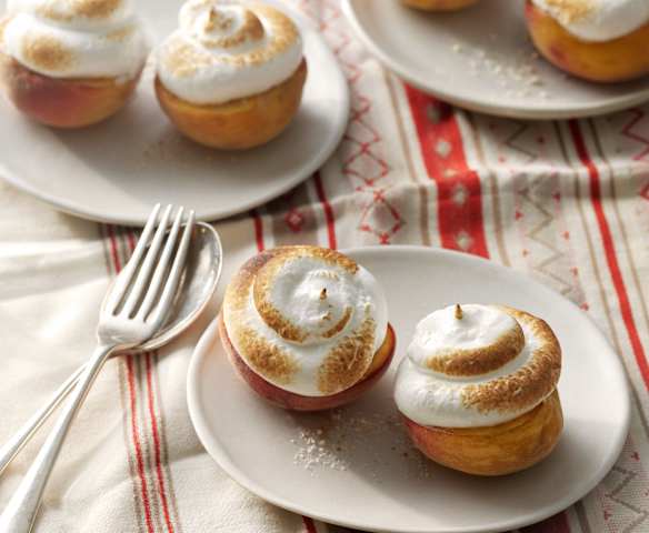 Baked Peaches with Meringue Topping
