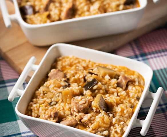 Cazuela de cordero y arroz con berenjenas