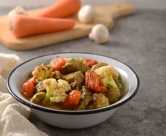 咖哩蔬菜燉豬肉