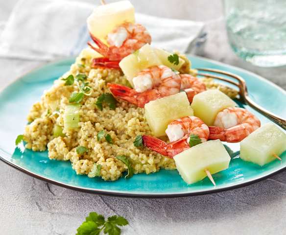 Spiedini di melone e scampi con bulgur Spiedini di melone e scampi con bulgur