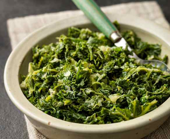 Contorno di cavolo riccio al cocco