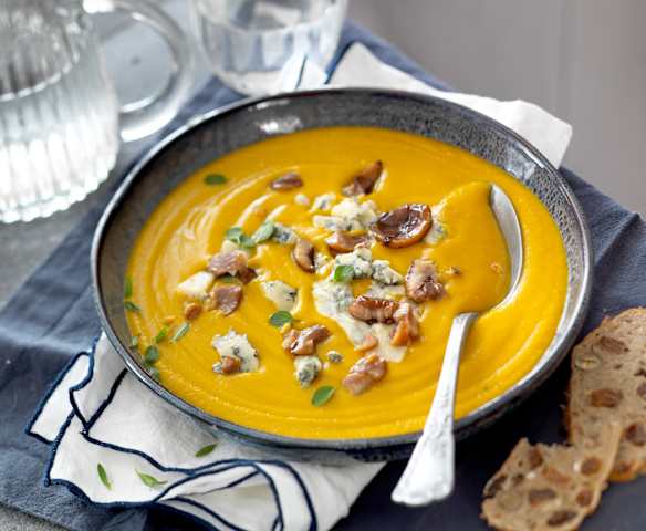 Soupe de châtaigne au bleu