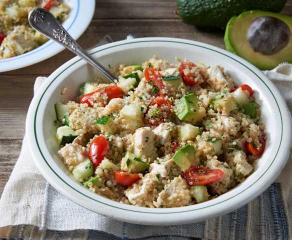 Quinoa salad with chicken and avocado