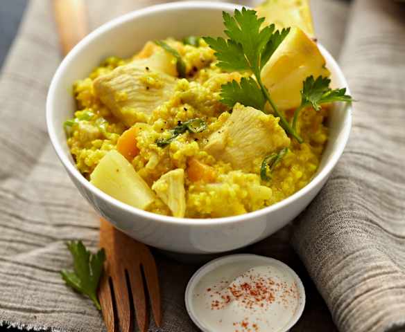 Mijo al curry con pollo y piña (sin gluten) Mijo al curry con pollo y piña (sin gluten)