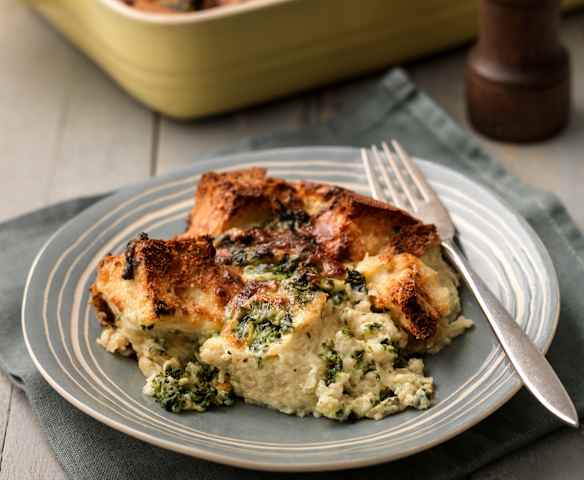 Baked Spinach and Cheese Strata