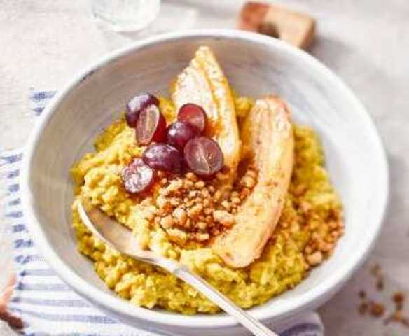 Owsianka na złotym mleku