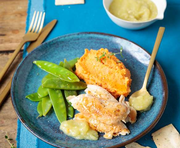 Lapin, pois mange-tout et purée de patate douce au lait de coco