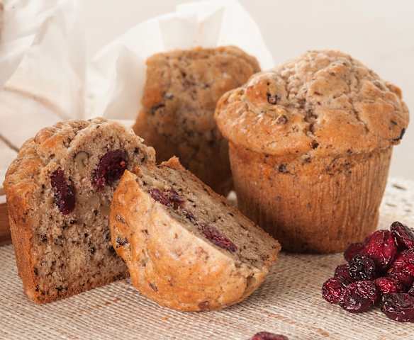 Muffins de queso manchego, nueces y arándanos