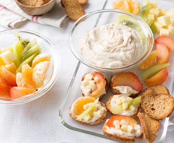 Dip de mantequilla de cacahuete con yogur