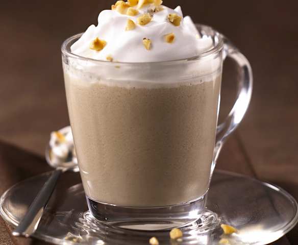 Cappuccino de champignons aux noisettes