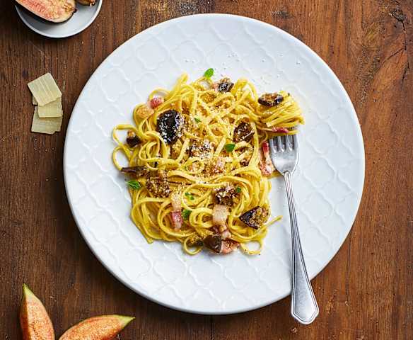Tagliolini fichi e guanciale