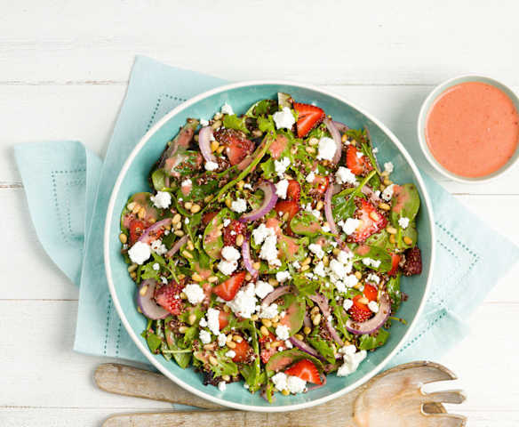 Salade de quinoa avec vinaigrette aux fraises Salade de quinoa avec vinaigrette aux fraises