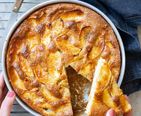 Gâteau fondant aux pommes  tout simple