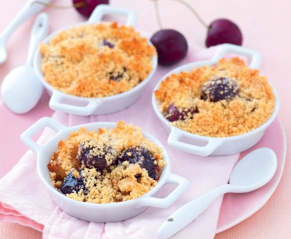 Crumble di mele e ciliegie