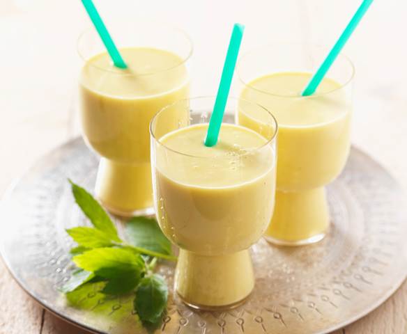 Mango-Thai-Basilikum-Lassi Mango-Thai-Basilikum-Lassi