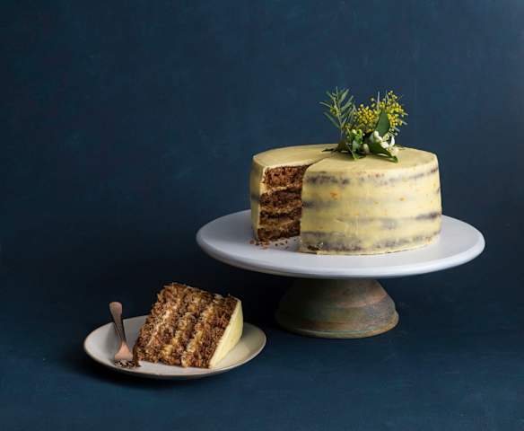 Feijoa celebration cake