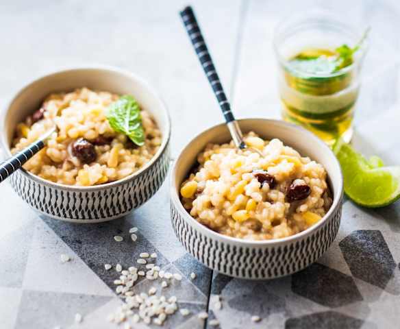 Kabuni (Riz au lait, raisins secs et pignons) Kabuni (Riz au lait, raisins secs et pignons)