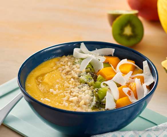 Smoothie bowl de melón, papaya y mango