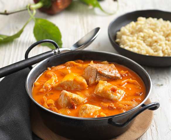 Halászlé - pannonische Fischsuppe Halászlé - pannonische Fischsuppe