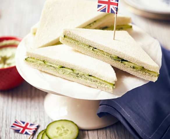 Apfel-Gurken-Sandwiches