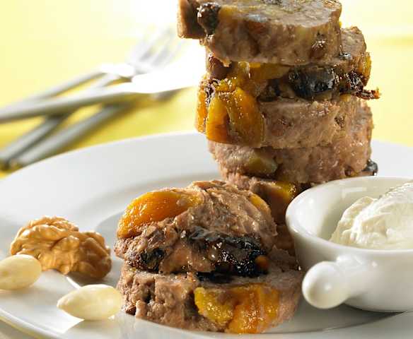 Rollo de carne de ternera con frutos secos