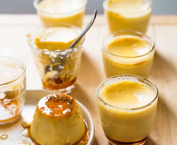 Petites crèmes aux œufs et au caramel