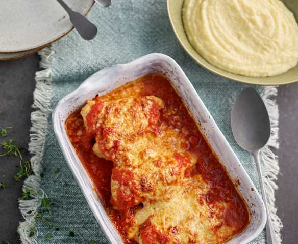 Pizzaiola z kurczaka z purée selerowo-ziemniaczanym