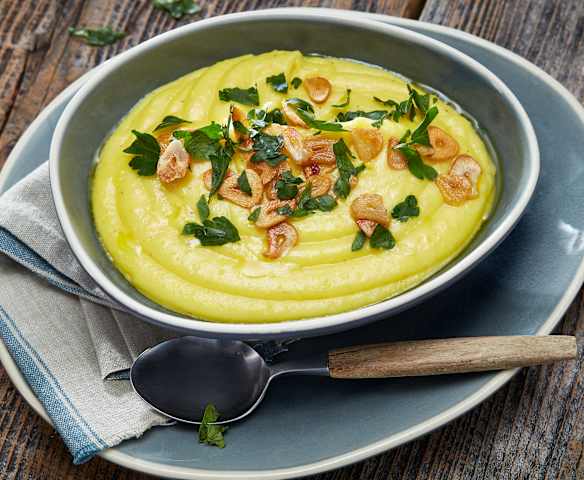 Kartoffel-Knoblauch-Püree mit Safran