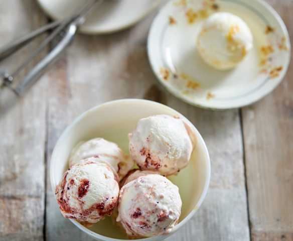 Gelado de fruta da época