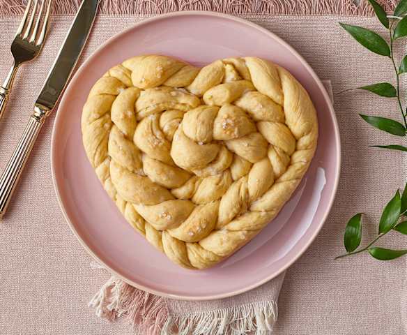 Cuore di pane intrecciato (senza lattosio) Cuore di pane intrecciato (senza lattosio)