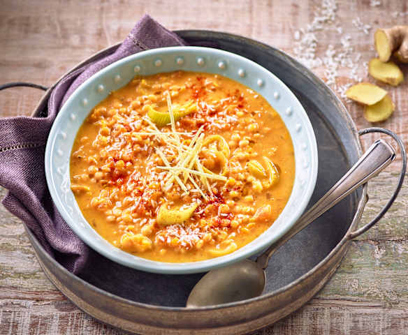 Ingwer-Linsensuppe mit Kokosmilch