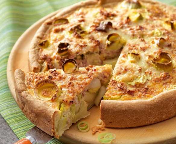 Leek and ham tart