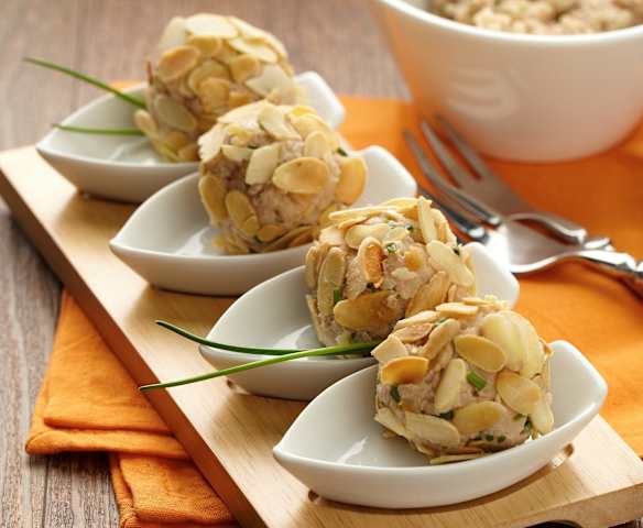 Tuňákové kuličky