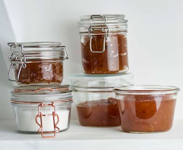 Doce de fruta do pomar